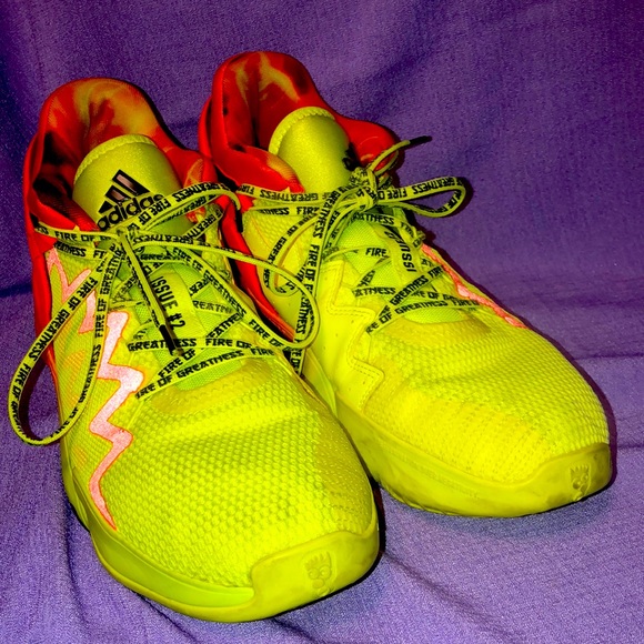 Used Adidas D.O.N. Issue #2 “Fire Of Greatness” Sneakers Size 13 - Picture 1 of 8